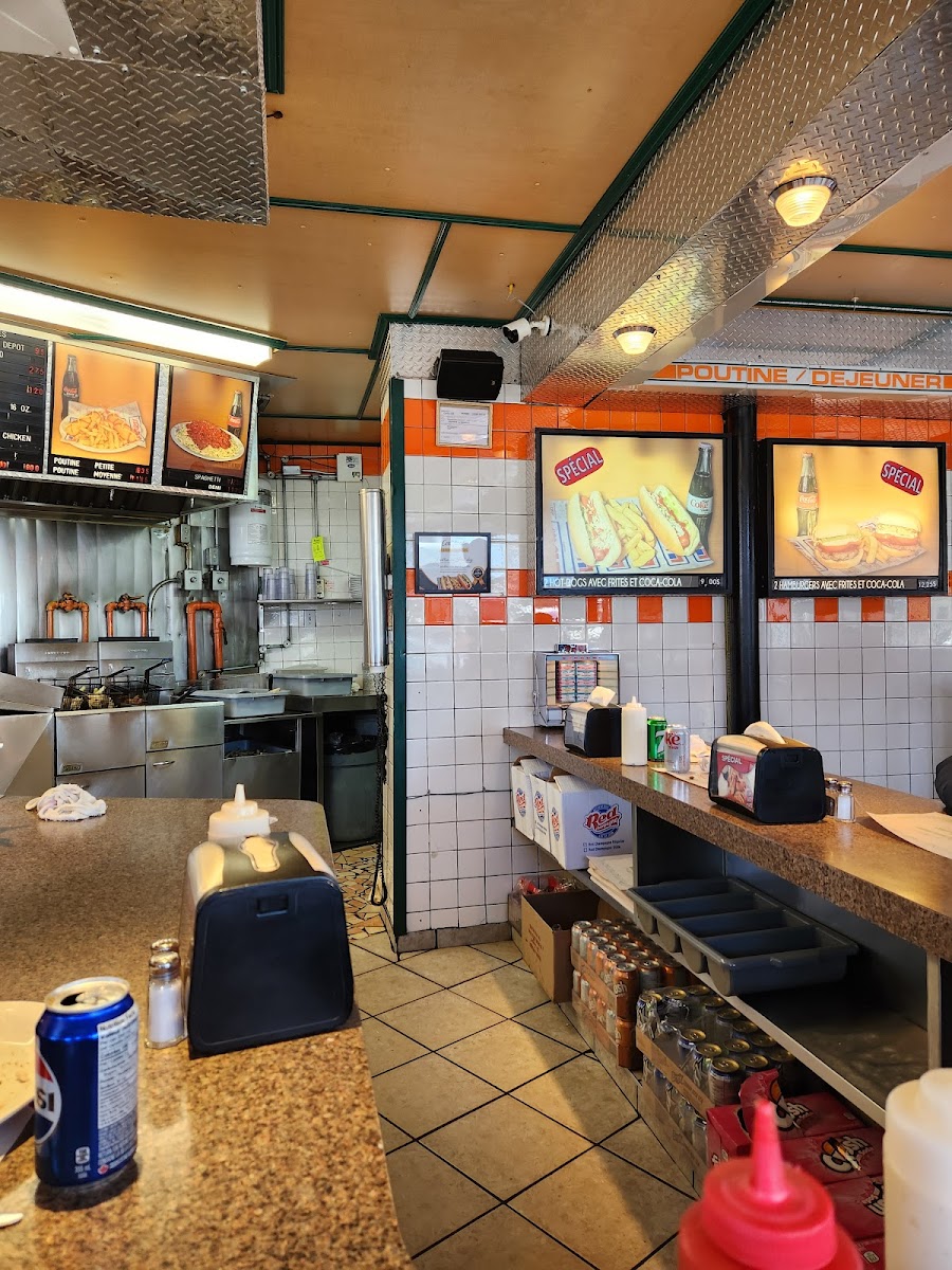 Pavillon Du Hot-Dog-4